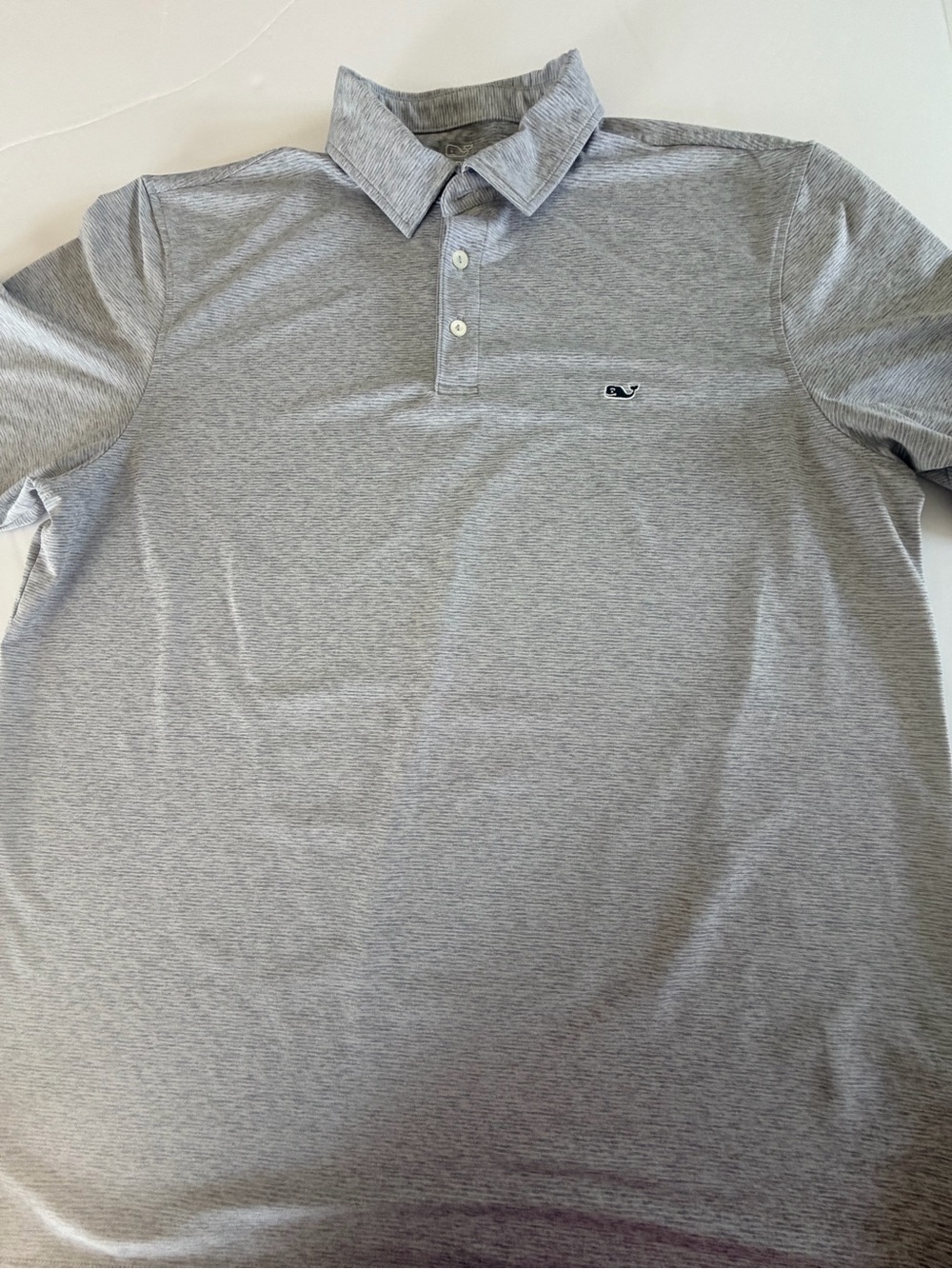Vineyard Vines Men’s Heather Gray Performance Polo - Picture 3 of 9